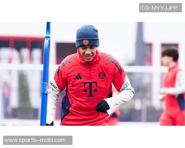 穆西亚拉冬歇期积极加练预计本月下旬重返赛场展现实力 穆西亚拉冬歇期积极加练预计本月下旬重返赛场展现实力